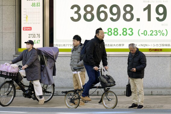 Stock market today: Asian shares trade mixed after Wall Street slumps on Trump tariff worries