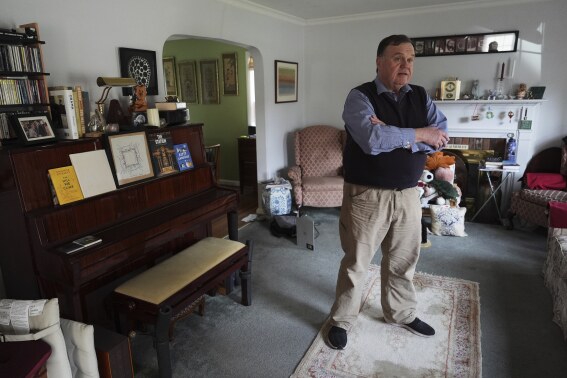 Market turmoil has many afraid to check retirement savings